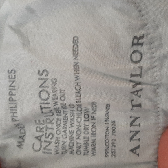 Ann Taylor denim skirt - Picture 3 of 3